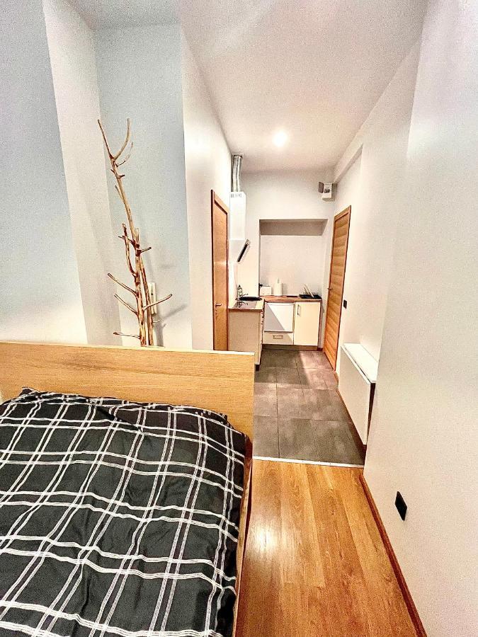 Smallest Apartment In The Center Of Рига Экстерьер фото